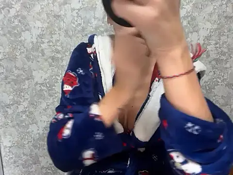 Snapshot of Angelinaa19 chatting on November 2025 10:08:02 AM Angelinaa19 online show from November 2025 10:08:02 AM