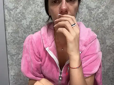 Angelinaa19 online show from December 2025 09:51:01 AM