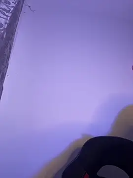 Snapshot of VIOLET_EF chatting on November 2025 08:07:01 PM VIOLET EF online show from November 2025 08:07:01 PM