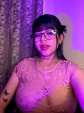 Snapshot of VIOLET_EF chatting on November 2025 06:12:01 AM VIOLET EF online show from November 2025 06:12:01 AM