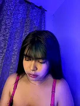 Snapshot of VIOLET_EF chatting on November 2025 02:45:02 AM VIOLET EF online show from November 2025 02:45:02 AM