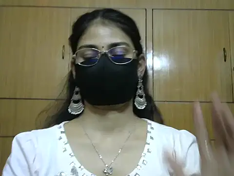Snapshot of Fairy_Pie chatting on July 2026 08:02:01 PM Fairy Pie online show from July 2026 08:02:01 PM