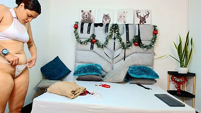 GimenaLyam online show from November 2025 12:08:02 PM