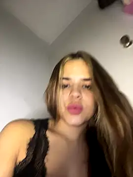 Sara  Secret online show from November 2025 04:00:01 AM