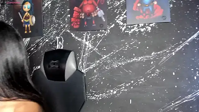 ZarinaWynne online show from April 2026 05:25:01 PM