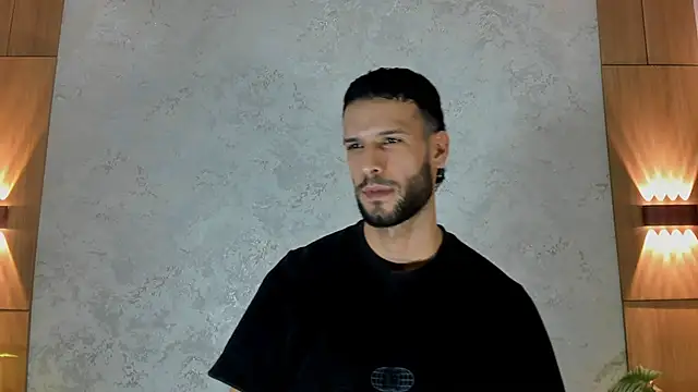 Snapshot of Jacob_Benelli chatting on May 2026 12:29:01 AM Jacob Benelli online show from May 2026 12:29:01 AM