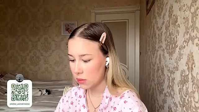 Rose Lachrymose online show from November 2025 09:42:01 AM