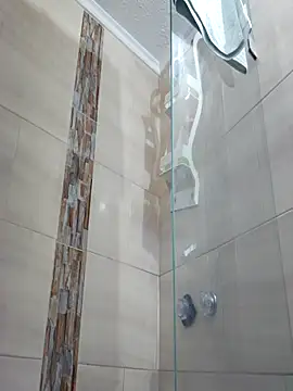 latiin boy21 online show from November 2025 06:27:01 AM