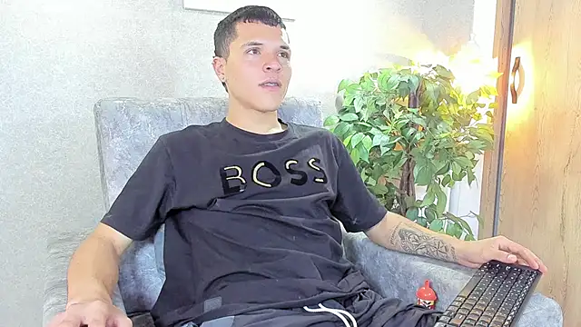 damian vega13 online show from November 2025 06:30:02 PM