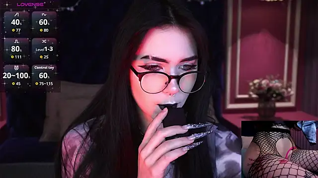 Snapshot of FetishForCassie chatting on January 2026 11:06:02 PM FetishForCassie online show from January 2026 11:06:02 PM