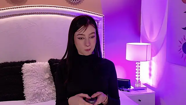 Snapshot of LaadyScarlett chatting on November 2025 03:39:02 AM LaadyScarlett online show from November 2025 03:39:02 AM