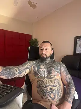 VenomHeat online show from November 2025 06:08:01 PM