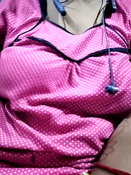 Snapshot of Mastani_bhabhi chatting on June 2026 06:20:02 PM Mastani bhabhi online show from June 2026 06:20:02 PM