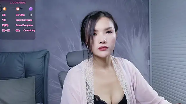 shishi xiao online show from December 2025 06:21:01 AM