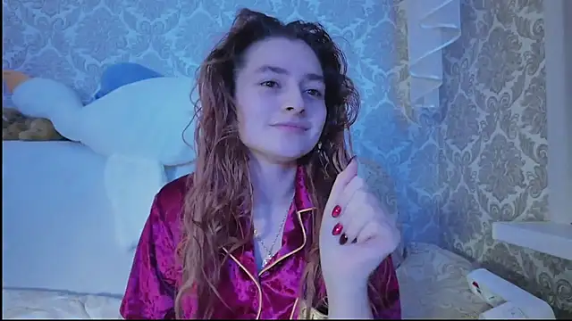 Snapshot of SweetLiaison chatting on November 2025 07:02:02 PM SweetLiaison online show from November 2025 07:02:02 PM