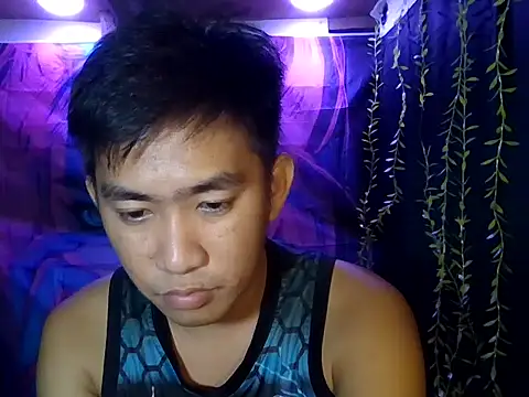 Snapshot of denzkylexx chatting on December 2025 08:36:02 PM denzkylexx online show from December 2025 08:36:02 PM