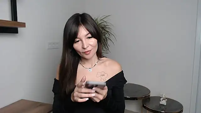 Veronichkaaa online show from December 2025 07:25:01 AM