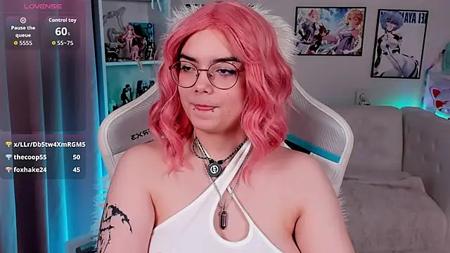 Lily  Evans online show from April 2026 07:14:01 AM