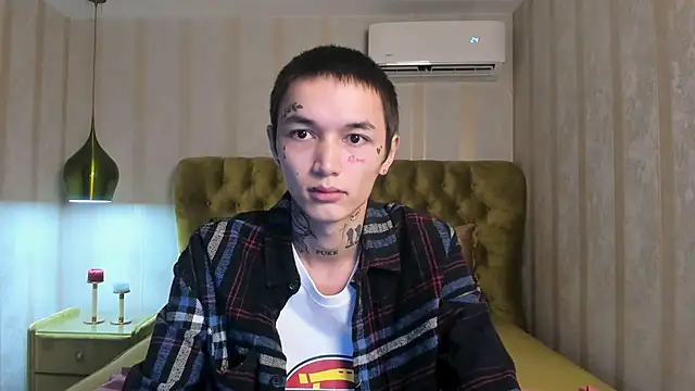 Ionarne online show from December 2025 12:14:01 PM