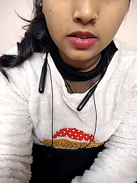 Sexy Divya   online show from January 2026 05:24:02 AM