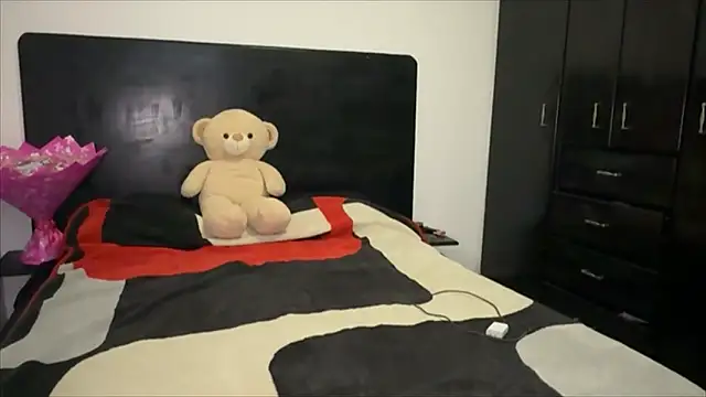 vanevip123 online show from March 2026 11:17:01 AM