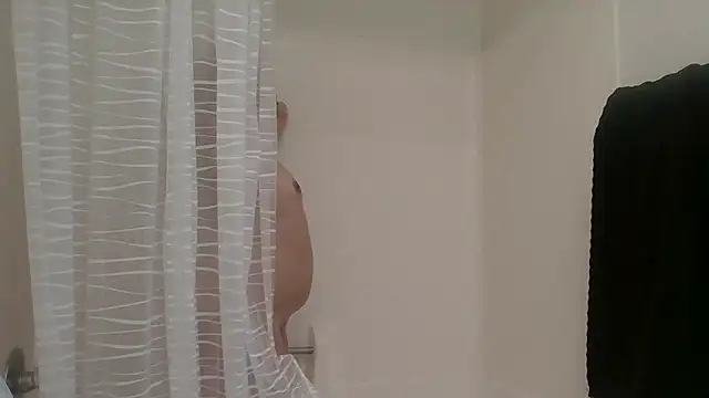 nikkibae33 online show from March 2026 06:37:02 PM