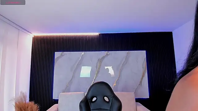 Saara Corraless online show from April 2026 06:57:02 PM