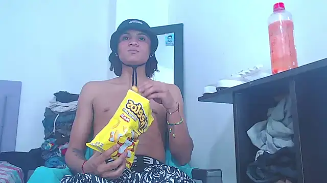 Snapshot of scoothh chatting on November 2025 05:29:02 AM scoothh online show from November 2025 05:29:02 AM