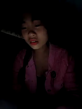 Snapshot of Lynly_k2 chatting on November 2025 12:43:02 AM Lynly k2 online show from November 2025 12:43:02 AM