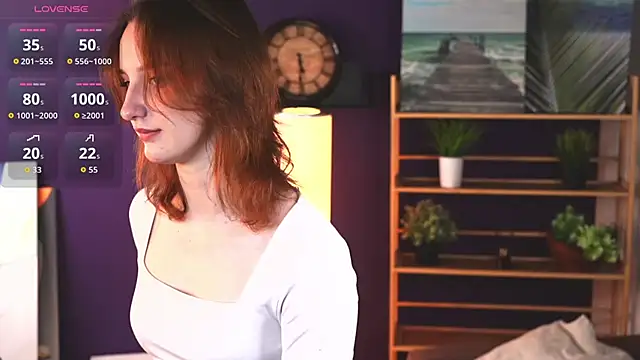 Snapshot of OpheliaSalotti chatting on November 2025 04:07:02 PM OpheliaSalotti online show from November 2025 04:07:02 PM