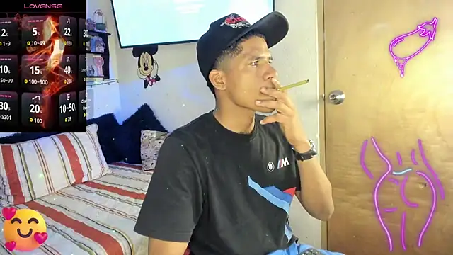 JUANBIGCOCK21CM online show from March 2026 03:40:01 PM