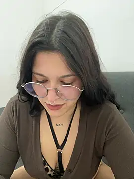 Snapshot of amazonaa9 chatting on April 2026 10:15:01 PM amazonaa9 online show from April 2026 10:15:01 PM