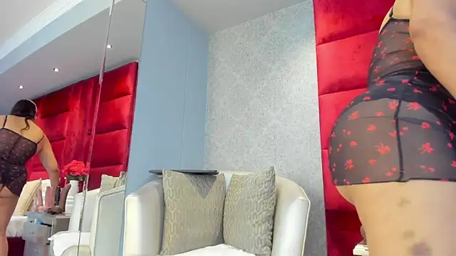 Snapshot of KasandraHall chatting on November 2025 09:17:01 PM KasandraHall online show from November 2025 09:17:01 PM