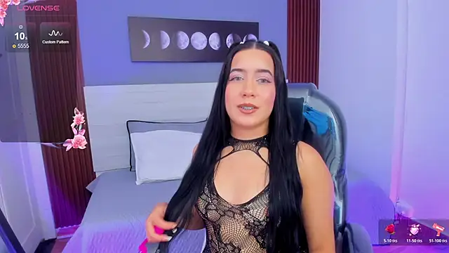 Amy Leah online show from April 2026 07:25:01 PM