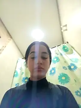 Snapshot of VirginPussyAnita18 chatting on November 2025 12:41:02 PM VirginPussyAnita18 online show from November 2025 12:41:02 PM