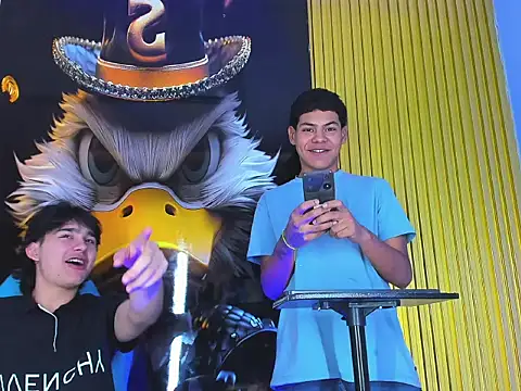 Tommy bigcock19 online show from November 2025 11:42:01 AM