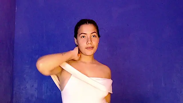 Patris204 online show from November 2025 02:17:02 PM