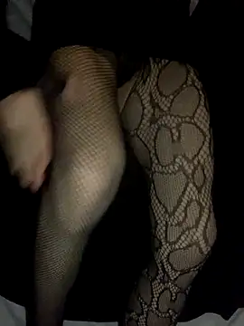 jaDomiiin online show from November 2025 08:40:02 PM