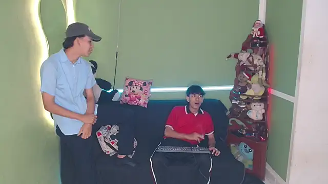 Snapshot of maxsexdick chatting on November 2025 12:08:02 PM maxsexdick online show from November 2025 12:08:02 PM