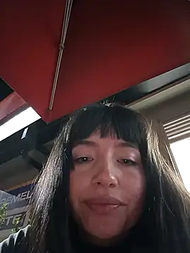 Snapshot of Luna_juicy chatting on November 2025 03:27:02 AM Luna juicy online show from November 2025 03:27:02 AM