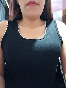 Hini68 online show from November 2025 01:53:01 AM