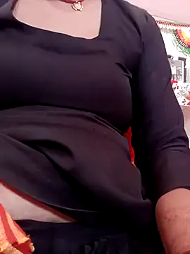 Snapshot of Karina_jann chatting on April 2026 07:58:02 AM Karina jann online show from April 2026 07:58:02 AM