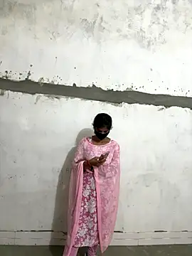 Sunita-collage online show from November 2025 09:09:01 AM