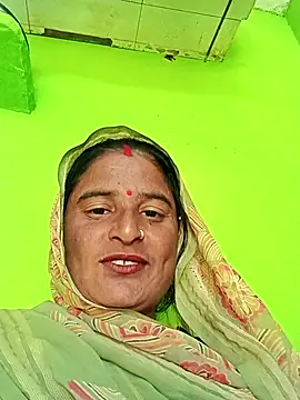 Snapshot of Quin_love143 chatting on November 2025 10:37:01 AM Quin love143 online show from November 2025 10:37:01 AM