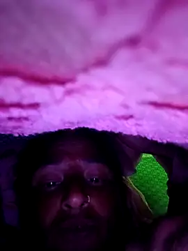 Snapshot of Quin_love143 chatting on November 2025 04:28:02 PM Quin love143 online show from November 2025 04:28:02 PM