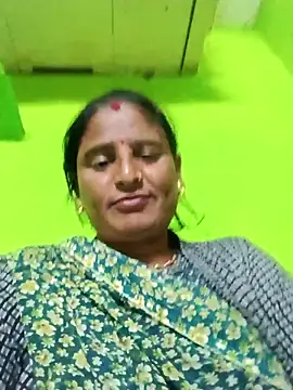 Snapshot of Quin_love143 chatting on November 2025 10:40:01 PM Quin love143 online show from November 2025 10:40:01 PM