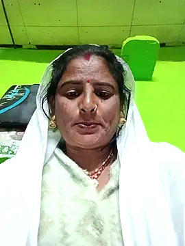 Snapshot of Quin_love143 chatting on November 2025 10:47:01 PM Quin love143 online show from November 2025 10:47:01 PM