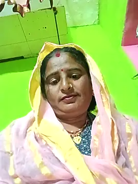 Snapshot of Quin_love143 chatting on November 2025 05:24:01 PM Quin love143 online show from November 2025 05:24:01 PM