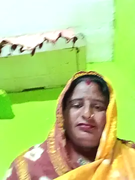 Snapshot of Quin_love143 chatting on November 2025 10:31:01 PM Quin love143 online show from November 2025 10:31:01 PM