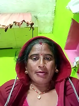 Snapshot of Quin_love143 chatting on November 2025 10:53:02 PM Quin love143 online show from November 2025 10:53:02 PM